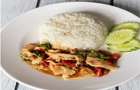 กระเพราหมูชิ้น (ราดข้าว)